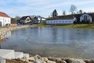 Ein Bild von einem Weiher.